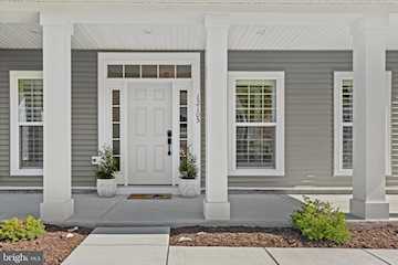  Real Estate for Sale - 12105 Landings Blvd in Berlin Photo 3