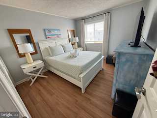 Summer Winds Real Estate for Sale - 413 Robin Dr #305 in Ocean City Photo 3