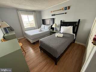 Summer Winds Real Estate for Sale - 413 Robin Dr #305 in Ocean City Photo 4