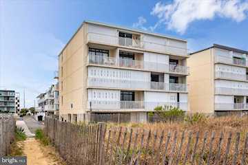 Breakwater II Real Estate for Sale - 13305 Wight St #103 in Ocean City Photo 2