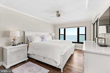 Diamond Beach Real Estate for Sale - 3801 Atlantic Ave in Ocean City Photo 2