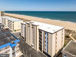 Covington Towers Real Estate for Sale - 12903 Wight St #301 in Ocean City Photo 2