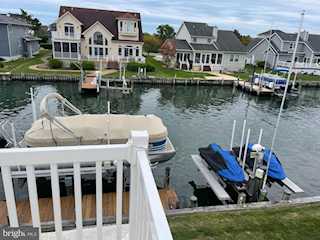  Real Estate for Sale - 10 Stacy Ct in Ocean Pines Photo 3