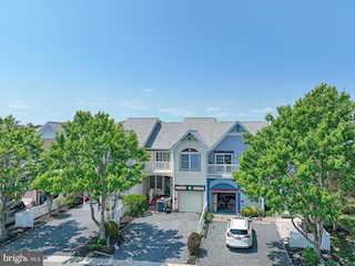 Marina Village Real Estate for Sale - 843 Yacht Club Dr in Ocean Pines Photo 4