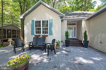  Real Estate for Sale - 1036 Ocean Parkway in Ocean Pines Photo 5