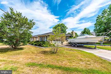  Real Estate for Sale - 2 Heron Isle Ct in Ocean Pines Photo 3