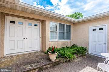  Real Estate for Sale - 2 Heron Isle Ct in Ocean Pines Photo 4
