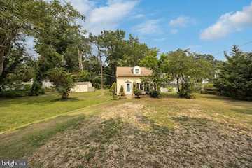  Real Estate for Sale - 300-B W Federal St in Snow Hill Photo 3