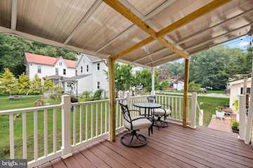  Real Estate for Sale - 6 Hall St in Selbyville Photo 4