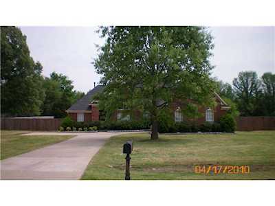 5424 Hurt Road Horn Lake, MS 38637