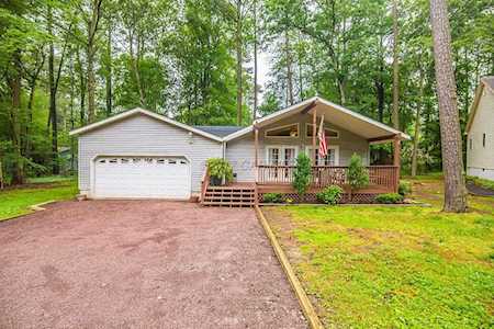 10 Fantail Ct Ocean Pines, MD 21811