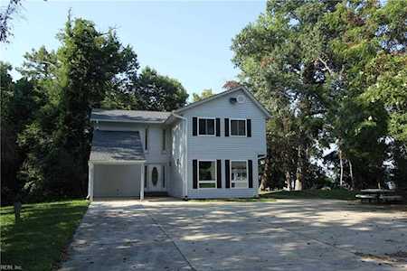 9920 Sycamore Landing Rd Williamsburg, VA 23188