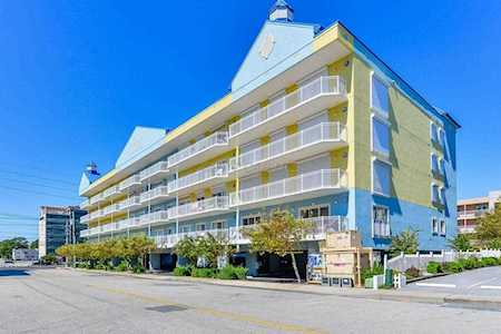 16 138th St #404 Ocean City, MD 21842