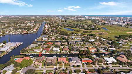 643 Riverside Road North Palm Beach, FL 33408
