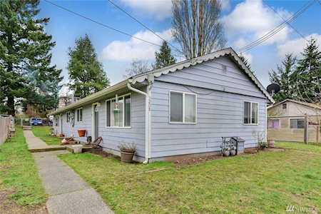 3208 Wright Ave Bremerton, WA 98310