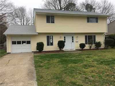 230 Darrington Ct Newport News, VA 23601