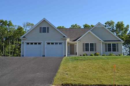 146 Copperwood Road Pembroke, MA 02359