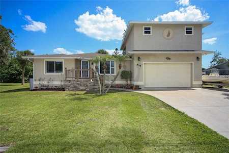855 Stewart Street Englewood, FL 34223