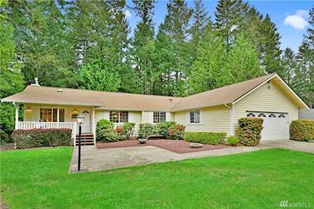 51 E Rainier Ct Allyn, WA 98524
