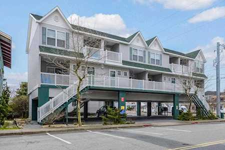15 79th St #A Ocean City, MD 21842