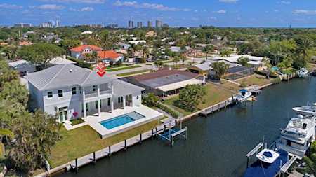 624 Pilot Road North Palm Beach, FL 33408