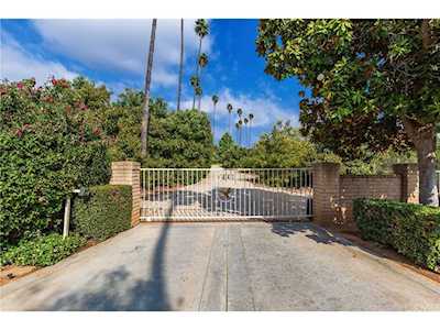 1441 Monroe Street Riverside, CA 92504