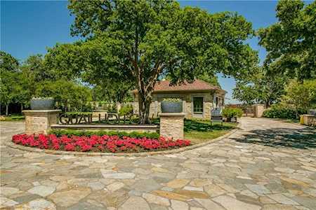 1815 Quail Hollow Drive Westlake, TX 76262