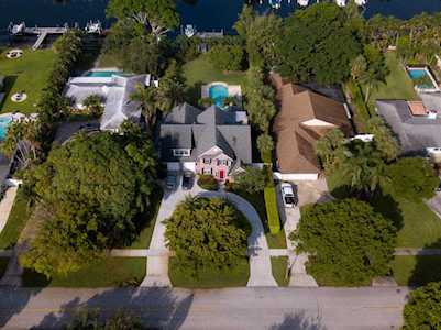 568 Anchorage Drive North Palm Beach, FL 33408
