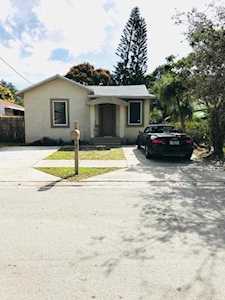 130 NE 15Th Terrace Boca Raton, FL 33432