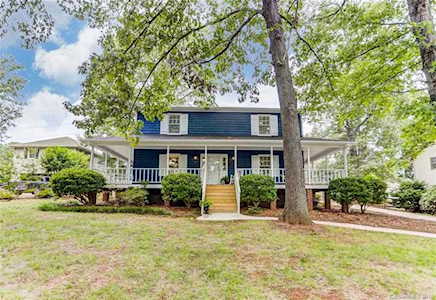 16433 Kimbolten Dr Huntersville, NC 28078