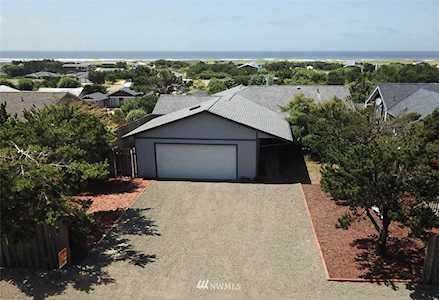 33105 J Place Ocean Park, WA 98640