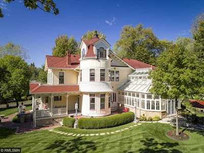 120 W Wilkins Street Stillwater, MN 55082