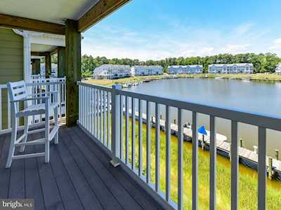 10900 Holystone Ln #204 Berlin, MD 21811