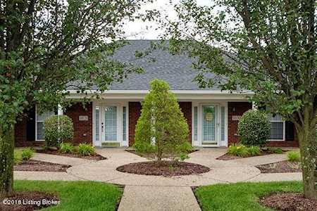 10028 Chenoweth Vista Way Louisville, KY 40299