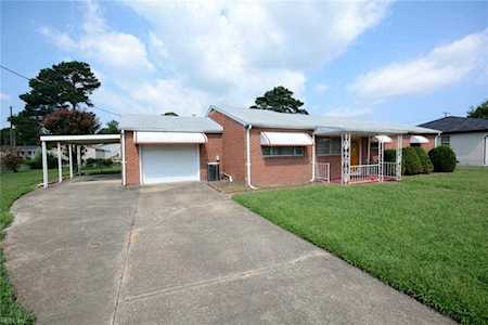 2712 Moton St Portsmouth, VA 23707