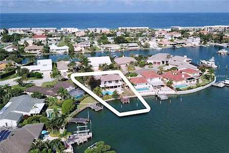 3105 Wedgewood Drive Belleair Beach, FL 33786