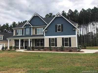104 Bedford Ln Mooresville, NC 28115