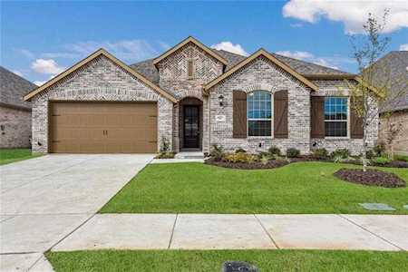 801 Glen Crossing Drive Celina, TX 75009