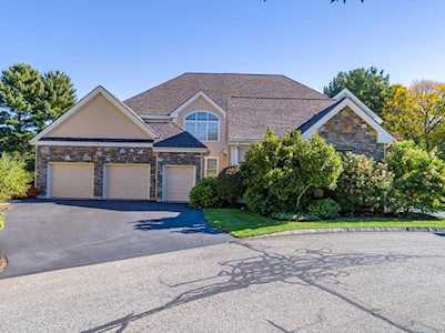 15 Eagle Drive #15 Sutton, MA 01590