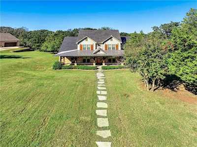 11 Summit Oaks Denison, TX 75020