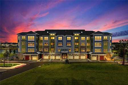 7573 Laureate Boulevard #1307 Orlando, FL 32827