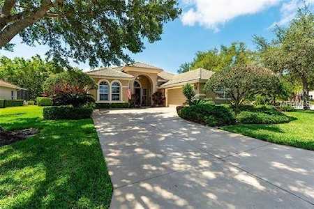 9504 Discovery Terrace Bradenton, FL 34212