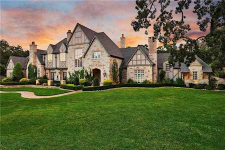 1982 E Highland Street Southlake, TX 76092