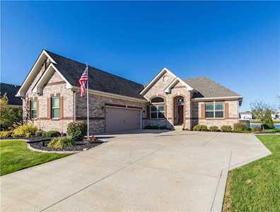 3904 Waterfront Way Plainfield, IN 46168