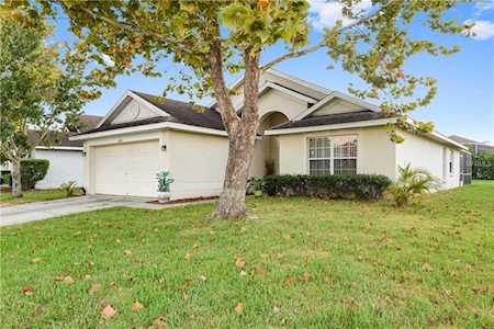 2699 Willow Glen Circle Kissimmee, FL 34744