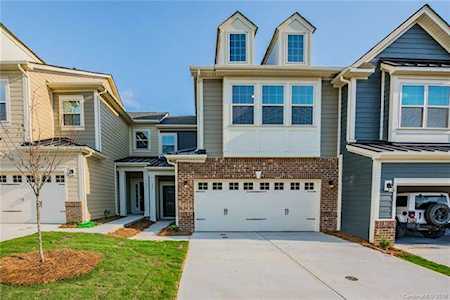 543 Dulaney Dr Tega Cay, SC 29708