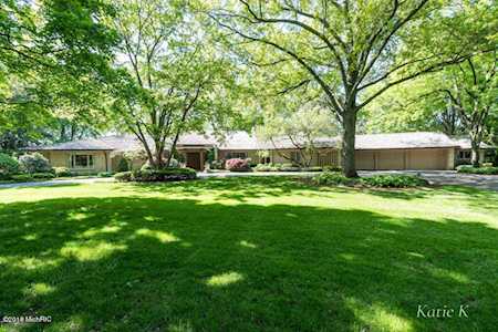 2020 SE Robinson Rd East Grand Rapids, MI 49506