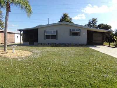 6348 Falcon Drive Englewood, FL 34224