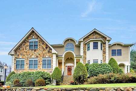 47 Arlington St Winchester, MA 01890