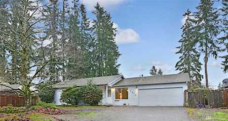 2832 SE Elwood Ct Port Orchard, WA 98366